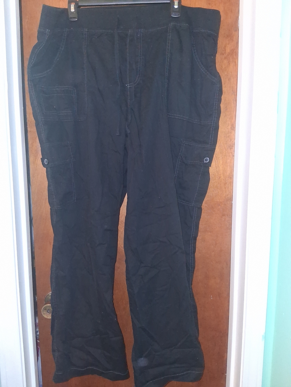 Faded Glory Ladies' Black Straight-Leg Cargo Pants